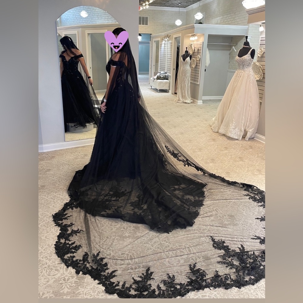 Black Wedding Veil- BN